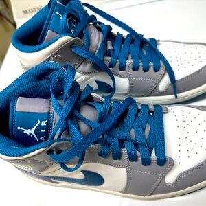 Nike Air Jordan 1 Mid Cement True Blue